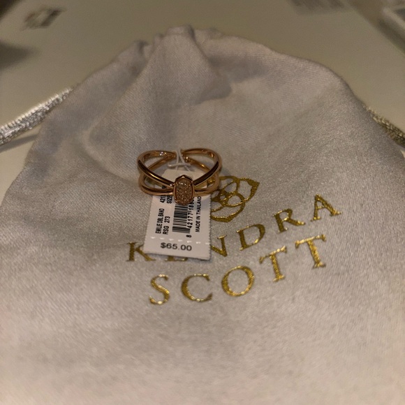 Kendra Scott Jewelry - Kendra Scott Emilie Ring
